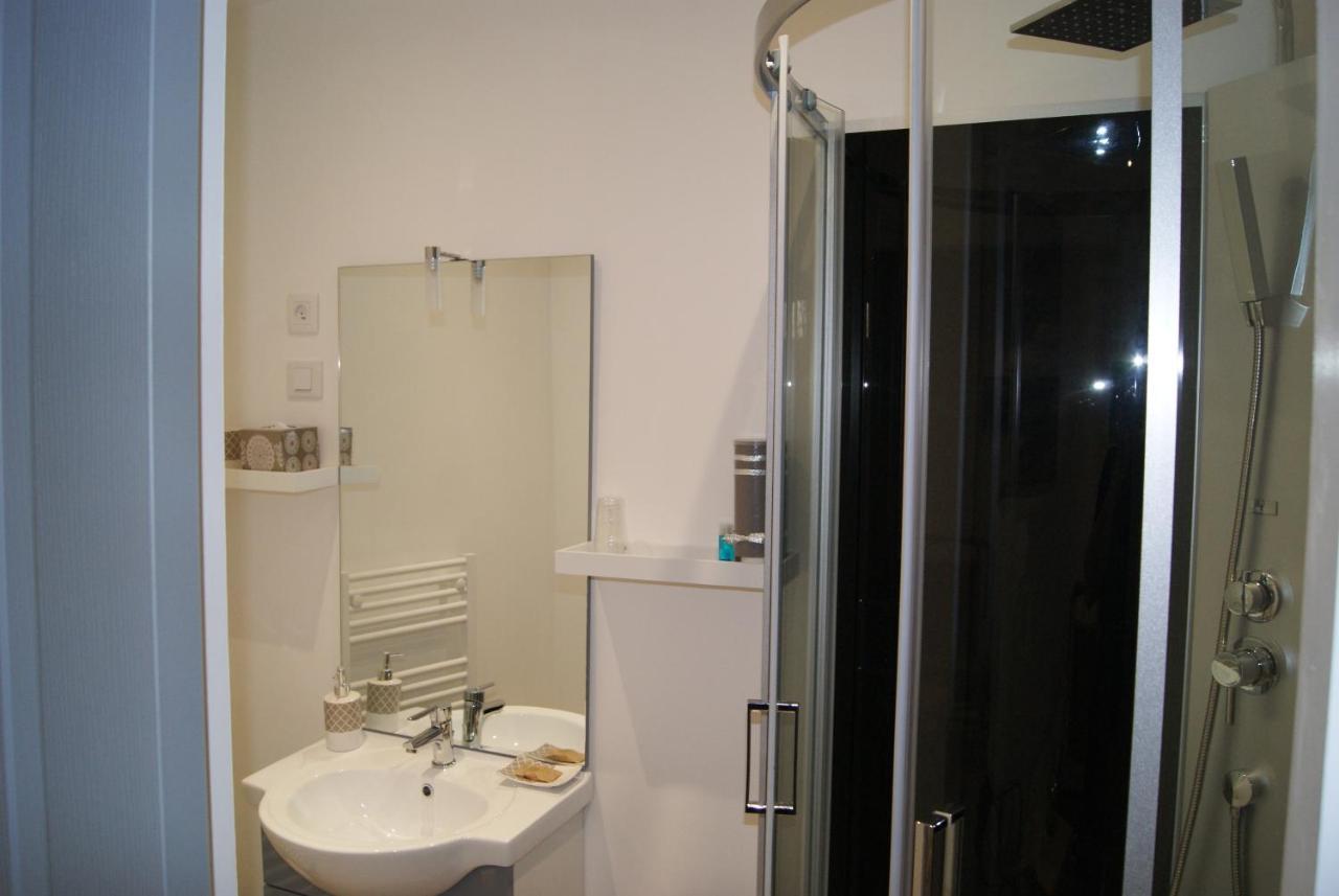 Bed and Breakfast La Longere De Suzanne Arrest Экстерьер фото